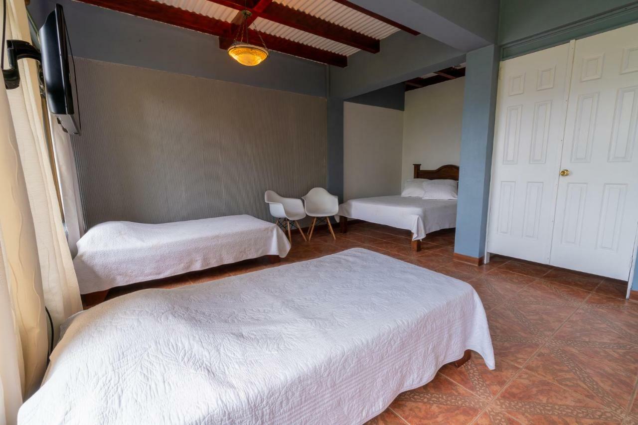 Ladera Hotel Turrialba Exterior photo