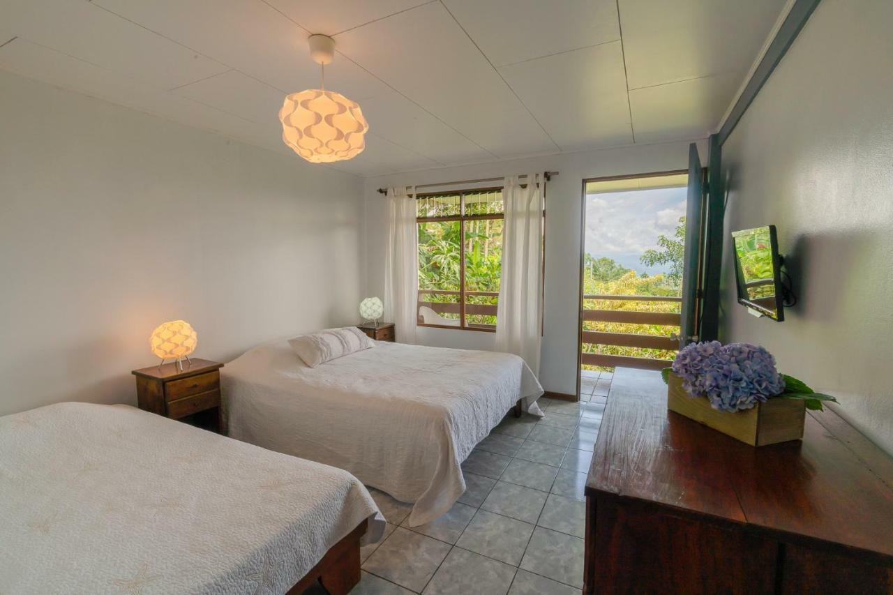 Ladera Hotel Turrialba Exterior photo